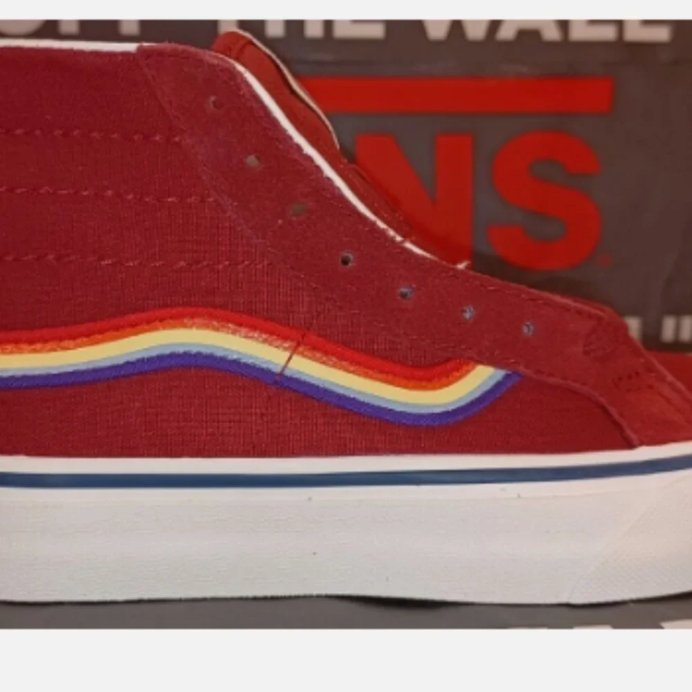 Vans Sk8 Hi 138 Decon Rad Rainbow Biking Red/Marshmallow Men's 3.5/Women's 5
